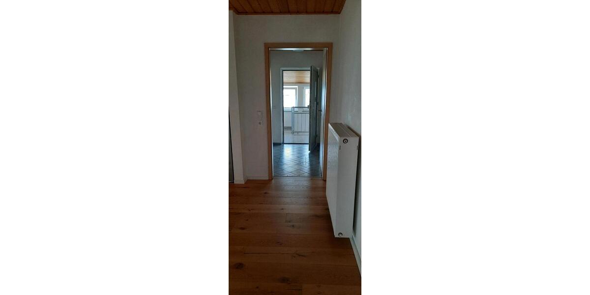 Etagenwohnung Schwendi - 3 Zimmer, 80 m&sup2;, 990&euro; | Angebot:24966191