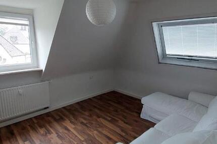 2 Zimmer mit Küche und Bad in Familienhaus Neu Ulm