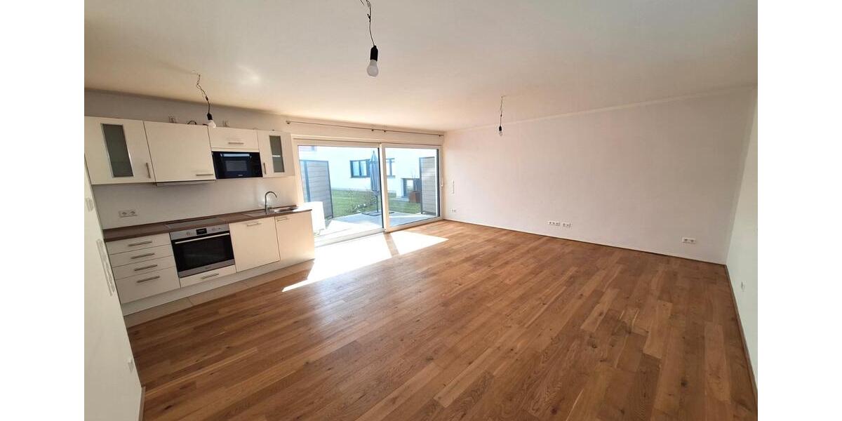 Erdgeschoßwohnung Illertissen - 2 Zimmer, 76 m&sup2;, 1.100&euro; | Angebot:24983358