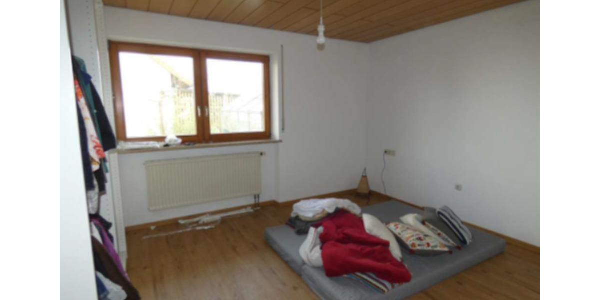 Erdgeschoßwohnung Langenau - 3 Zimmer, 110 m&sup2;, 1.300&euro; | Angebot:25414410