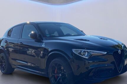Alfa Romeo Stelvio 30.805 km 57.900 € Ulm 89081