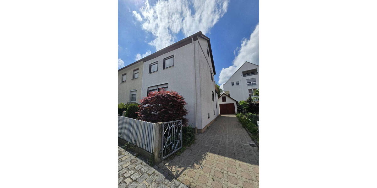 Doppelhaushälfte Ulm Weststadt - 6 Zimmer, 110 m&sup2;, 440.000&euro; | Angebot:26670096