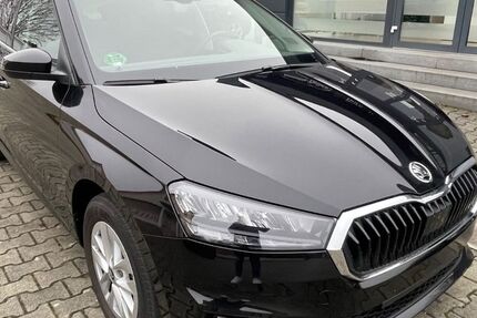 Skoda Fabia 19.603 km 18.590 &euro; Kammeltal/Egenhofen 89358