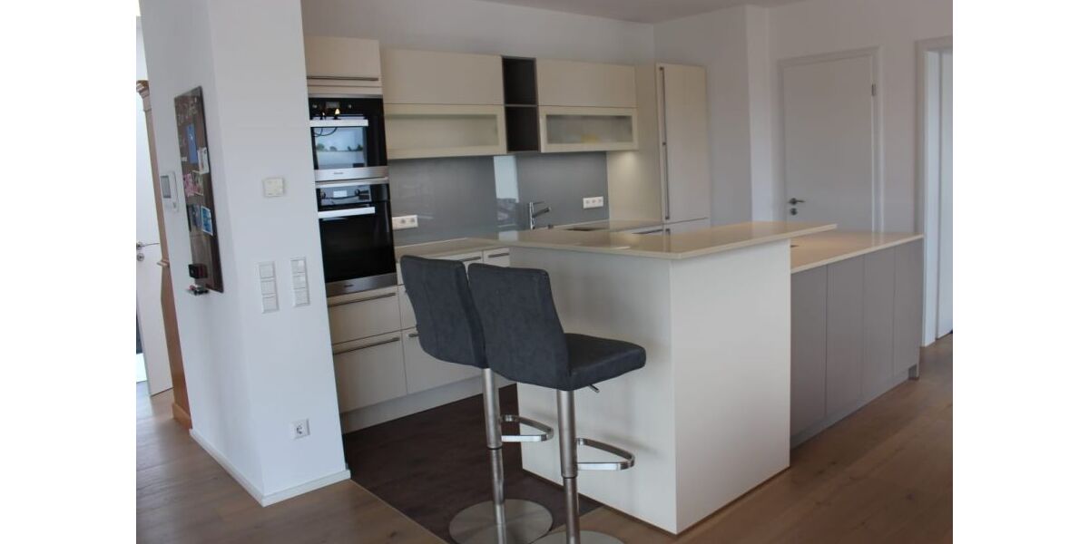 Provisionsfrei* Moderne 4 Zimmer Penthousewohnung mit großer Dachterrasse in Illertissen - Einfamilienhaus Illertissen | Angebot:26594409