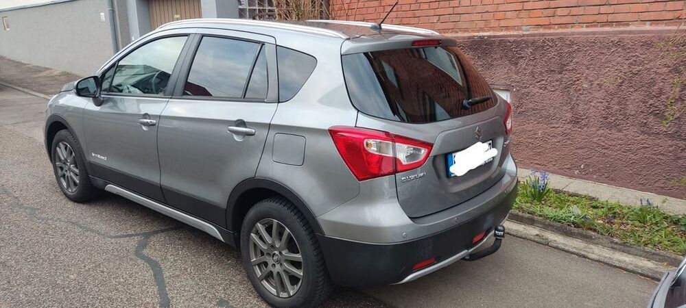 (SX4) S-Cross
