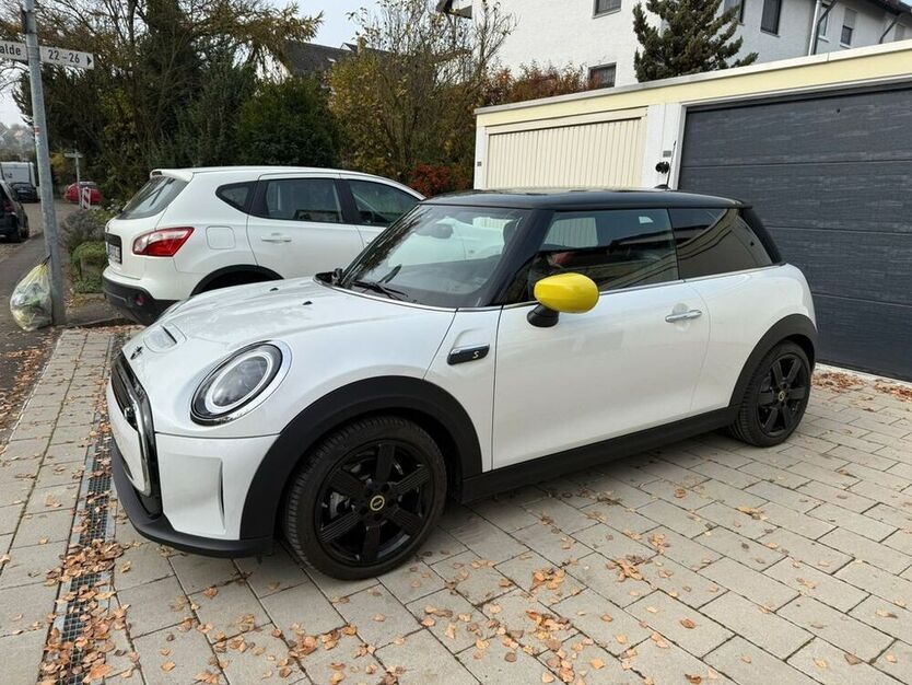 Cooper SE