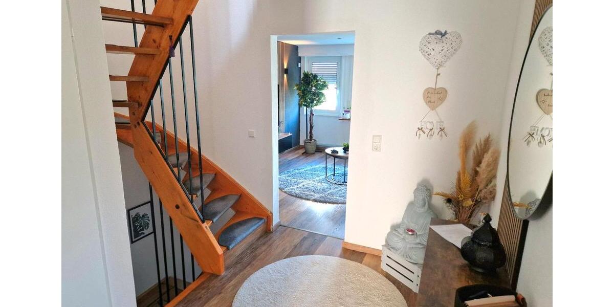 Doppelhaushälfte Herbrechtingen - 4.5 Zimmer, 129 m&sup2;, 389.000&euro; | Angebot:27079571