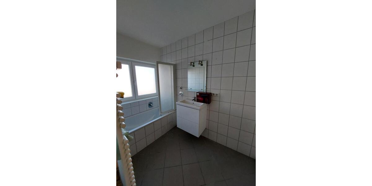 Etagenwohnung Ulm Donautal - 4 Zimmer, 95 m&sup2;, 1.470&euro; | Angebot:26258571