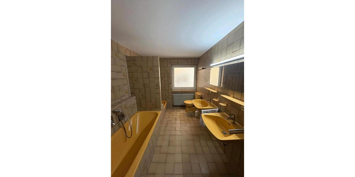 Bungalow Ulm Donautal - 10 Zimmer, 279 m&sup2;, 649.000&euro; | Angebot:24574567