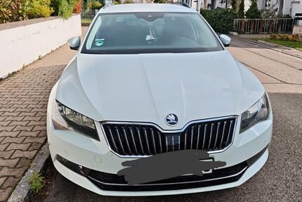 Skoda Superb 179.300 km 13.400 € Illertissen 89257