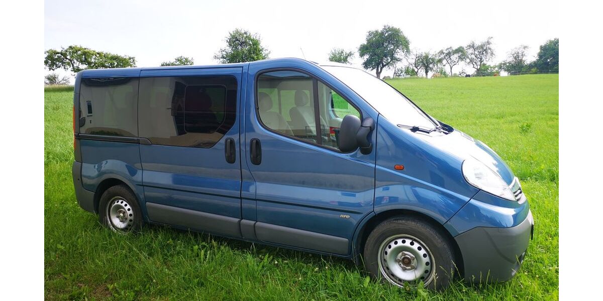 Opel Vivaro 126.400 km 14.900 &euro; Westerstetten 89198