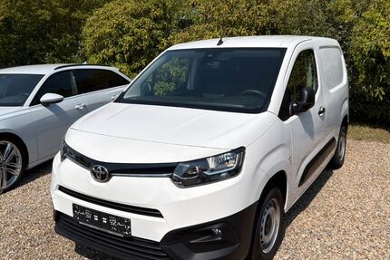 Toyota Proace (Verso) 84.907 km 11.490 &euro; Ehingen 89584