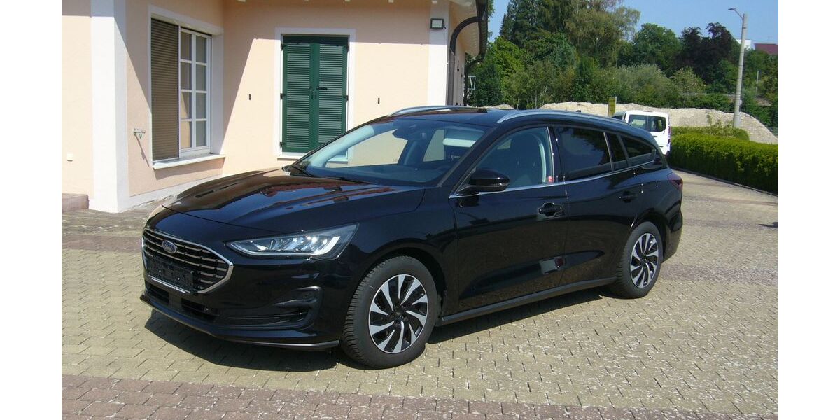 Ford Focus 35.000 km 15.900 &euro; Ichenhausen 89335