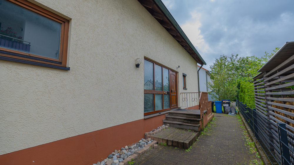 Maisonette Wohnung mit großzügigen Garten 4 zimmer
