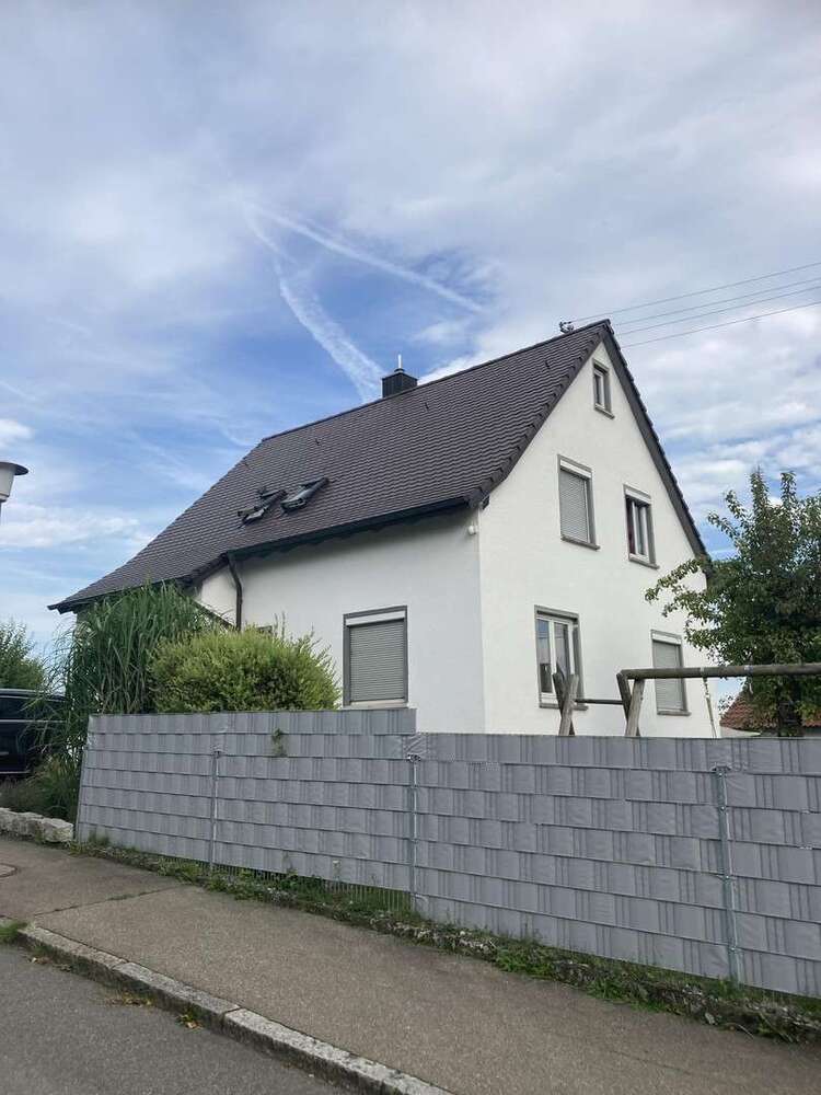 Haus zum Kaufen in Erbach 195.000 € 120 m²