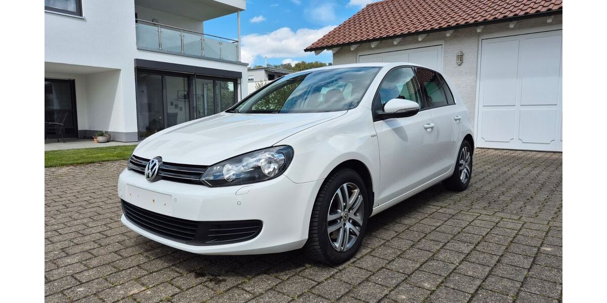 VW Golf 82.000 km 5.450 &euro; Altenstadt 89281