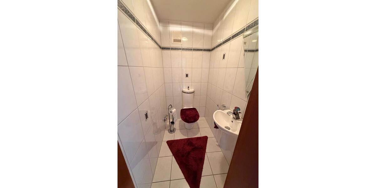 Dachgeschoßwohnung Ulm Obertalfingen - 4 Zimmer, 139 m&sup2;, 1.460&euro; | Angebot:26179690