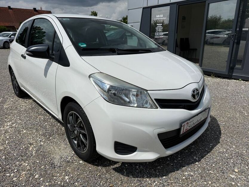 Yaris