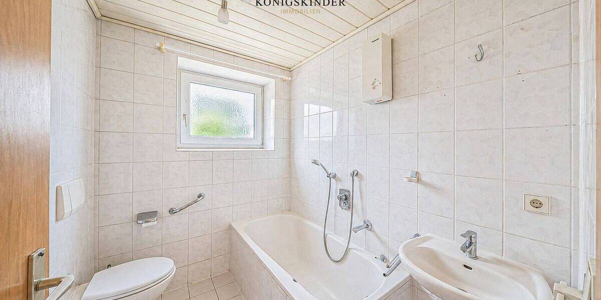 Mehrfamilienhaus, Wohnhaus Vöhringen - 6 Zimmer, 160 m&sup2;, 570.000&euro; | Angebot:26417353