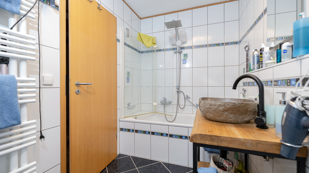 Ruhig wohnen, zentral leben – Reiheneckhaus mit Wohlfühlcharakter 4.5 zimmer