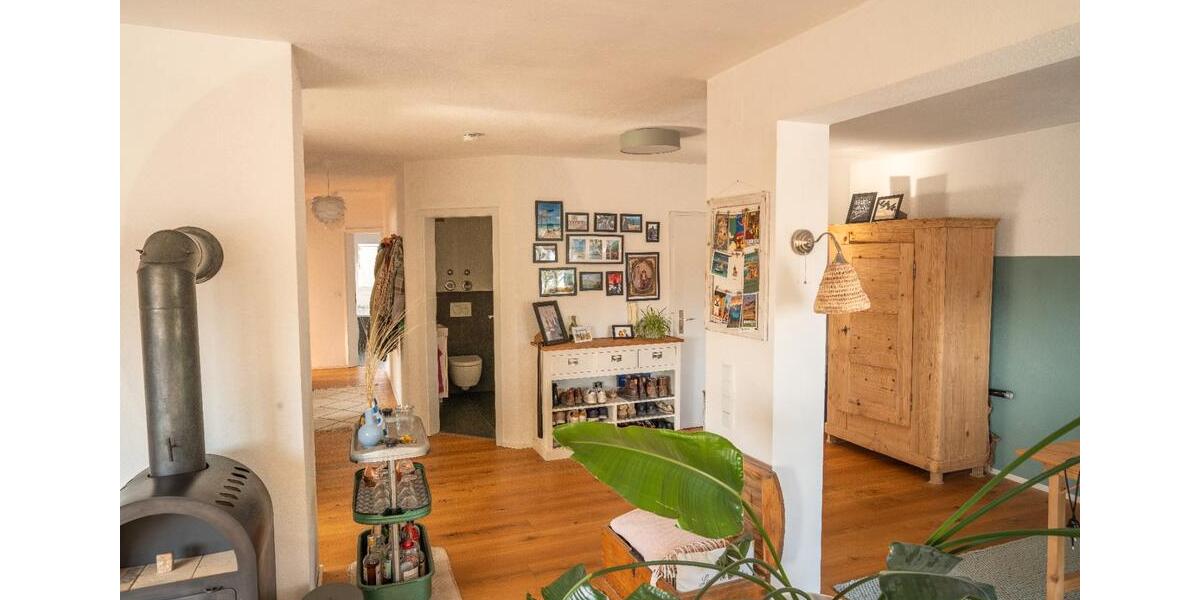 Dachgeschoßwohnung Blaustein - 3.5 Zimmer, 97 m&sup2;, 375.000&euro; | Angebot:27232991