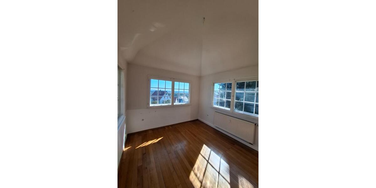 Helle ruhige Terrassenwohnung mit Charme 10 km von Ulm 4 zimmer