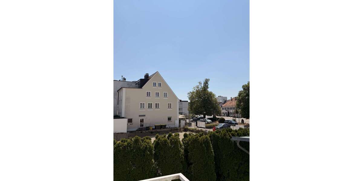 Etagenwohnung Illertissen - 3 Zimmer, 106 m&sup2;, 1.110&euro; | Angebot:27144360