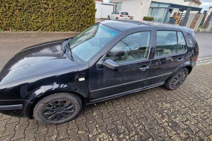 VW Golf 330.000 km 999 € Illertissen 89257