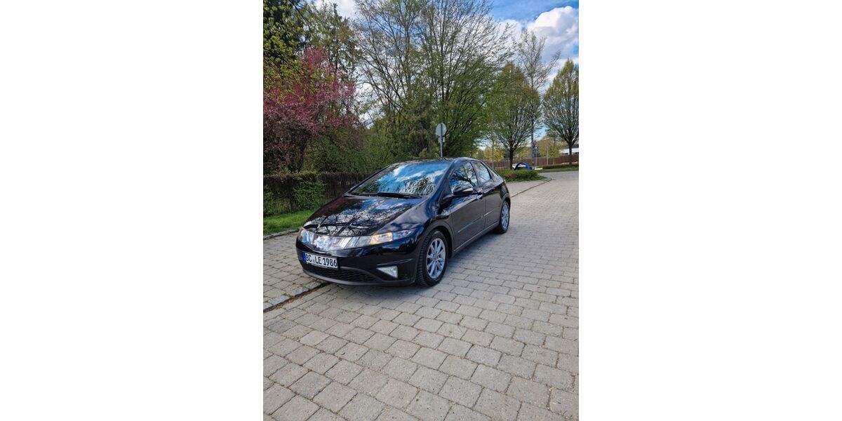 Honda Civic 146.500 km 5.400 &euro; Laupheim 88471