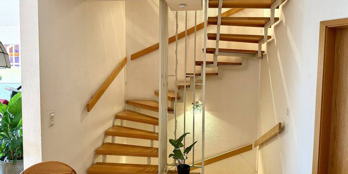 Reihenmittelhaus Weißenhorn - 4 Zimmer, 102 m&sup2;, 449.000&euro; | Angebot:26273150