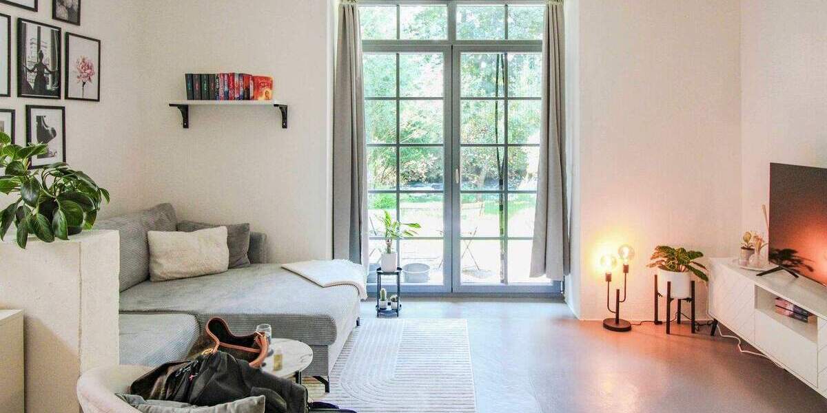 Gigantische Loftwohnung mit direktem Fluss-Zugang aufgeteilt in 3 Wohnungen in Blaustein 4 zimmer