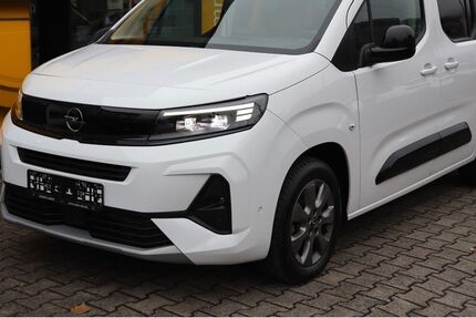 Opel Combo Life 13.200 km 27.970 &euro; Ulm 89073