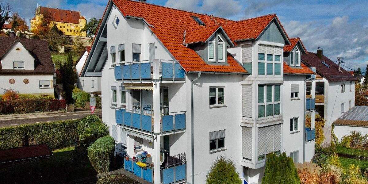 Hübsche 3,5-Zimmer-Wohnung mit Wintergarten und Balkon direkt in Erbach 3 zimmer