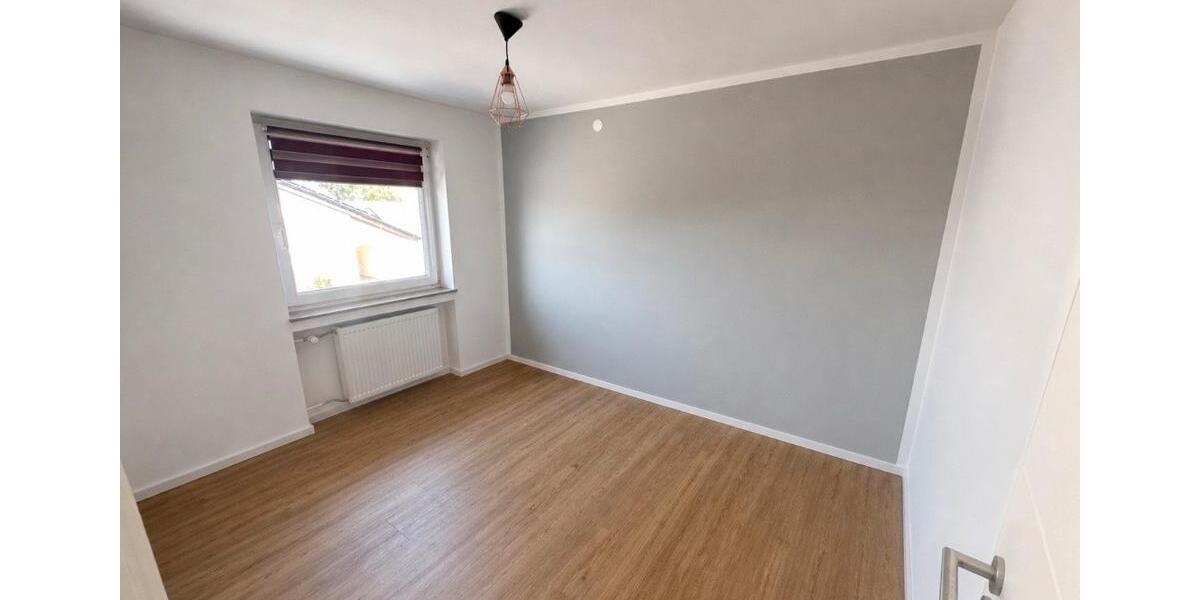 Reihenhaus Weißenhorn - 4 Zimmer, 130 m&sup2;, 1.680&euro; | Angebot:26471989