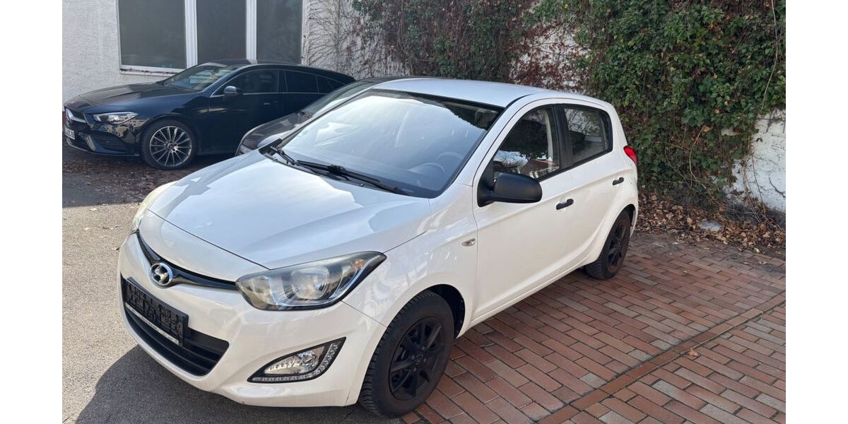 Hyundai i20 130.000 km 4.500 &euro; Vöhringen 89269