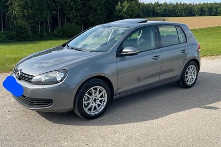 VW Golf 153.200 km 5.700 &euro; Günzburg 89312