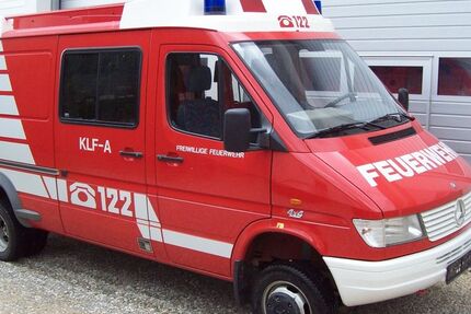 Mercedes-Benz Sprinter 36.900 km 17.950 € Ichenhausen 89335