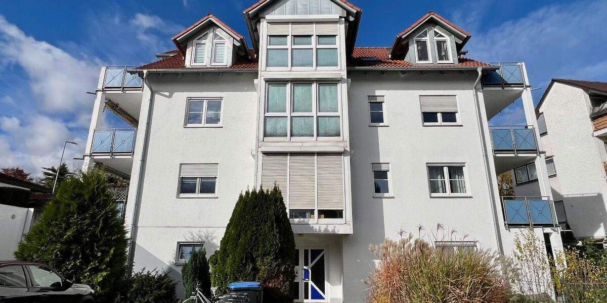 Hübsche 3,5-Zimmer-Wohnung mit Wintergarten und Balkon direkt in Erbach 3 zimmer