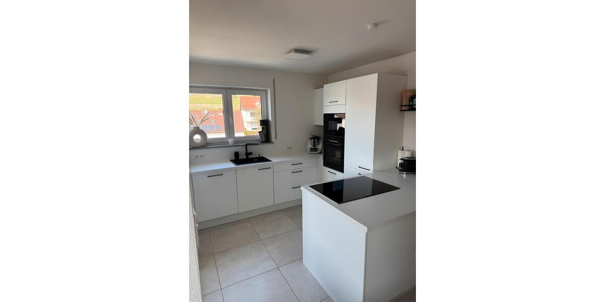 Etagenwohnung Schemmerhofen - 3 Zimmer, 86 m&sup2;, 1.190&euro; | Angebot:25958687
