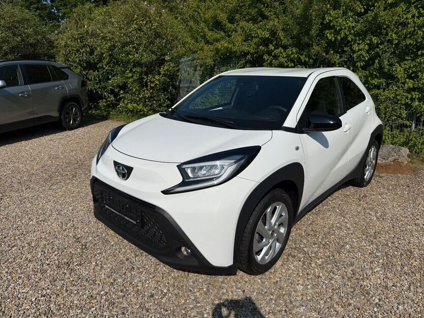 Aygo (X)