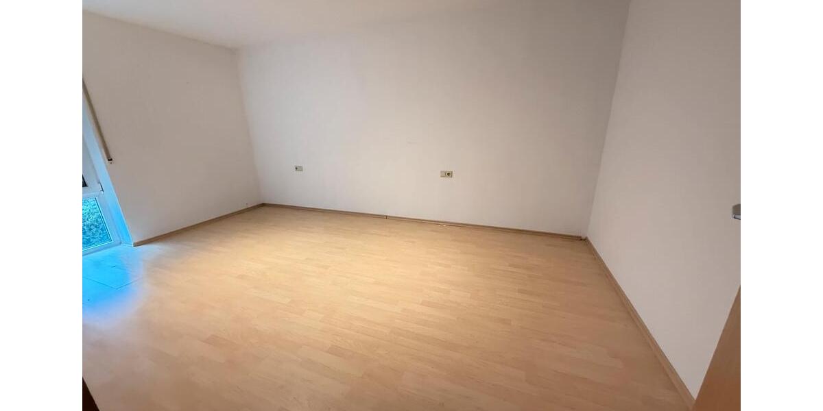 Erdgeschoßwohnung Laupheim - 3 Zimmer, 74 m&sup2;, 1.105&euro; | Angebot:26522070
