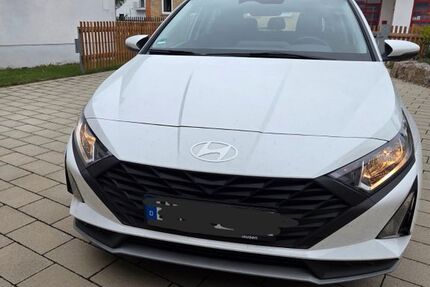 Hyundai i20 6.000 km 14.800 &euro; Illertissen 89257