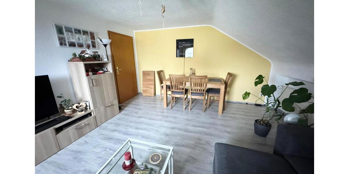 Dachgeschoßwohnung Illertissen - 3.5 Zimmer, 74 m&sup2;, 255.000&euro; | Angebot:26151779