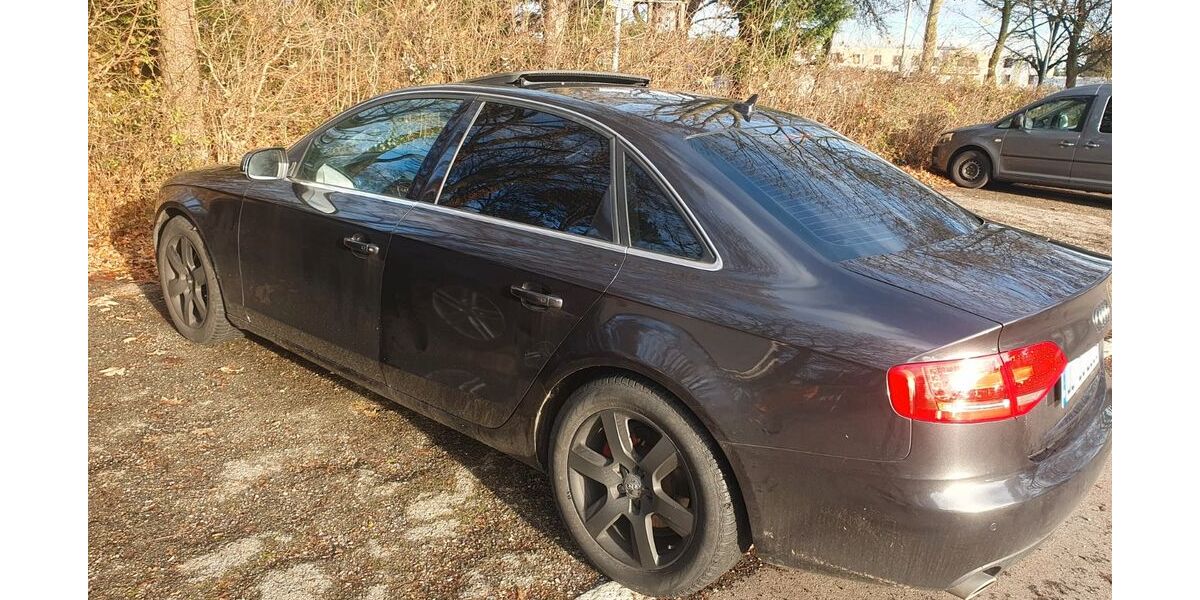 Audi A4 313.000 km 6.100 € Ulm 89073