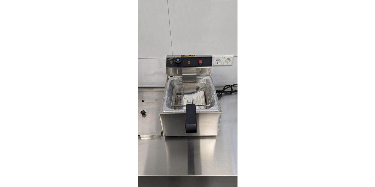 Voll ausgestatteter Lieferservice in Ulm-Böfingen zimmer