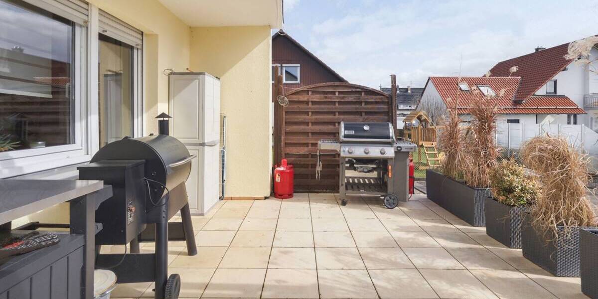 Etagenwohnung Vöhringen - 3 Zimmer, 100 m&sup2;, 349.000&euro; | Angebot:25939333