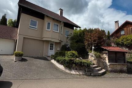 Haus Hohenstadt - 5 Zimmer, 136 m&sup2;, 420.000&euro; | Angebot:26705482