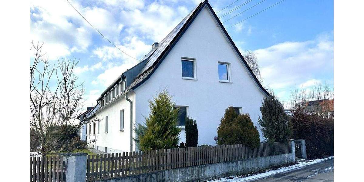 Doppelhaushälfte Pfaffenhofen an der Roth Pfaffenhofen - 6 Zimmer, 136 m&sup2;, 497.000&euro; | Angebot:24768354