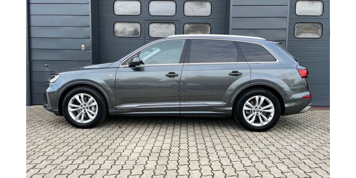 Audi Q7 160.000 km 45.900 € Ulm 89075