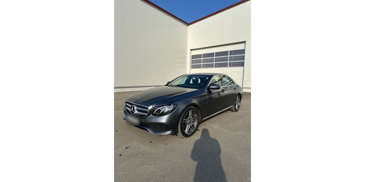 Mercedes-Benz E 220 123.500 km 25.900 &euro; Schelklingen 89601